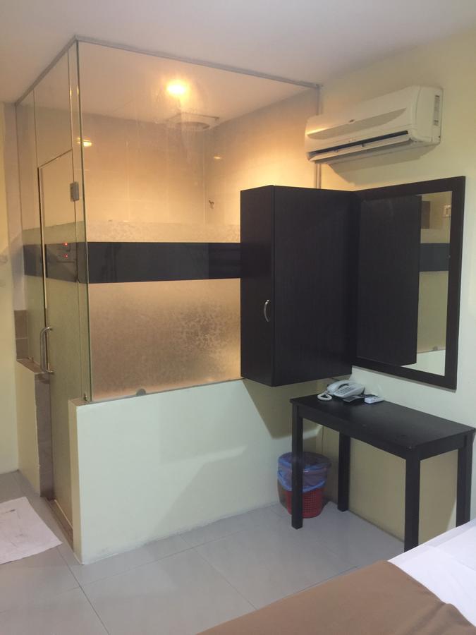Rafayeh Hotel Seremban Buitenkant foto